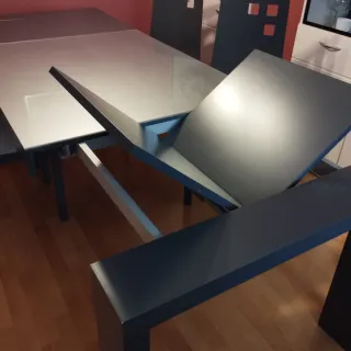 Mesa comedor gris lacada + 4 sillas
