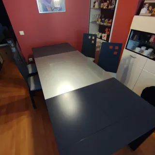 Mesa comedor gris lacada + 4 sillas