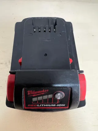 Batería Milwaukee M18 REDLITHIUM-ION 5.0