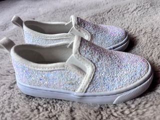 Zapatos niña blancos con brillos