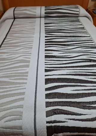 Colcha Cama Diseño Cebra Gris y Blanco