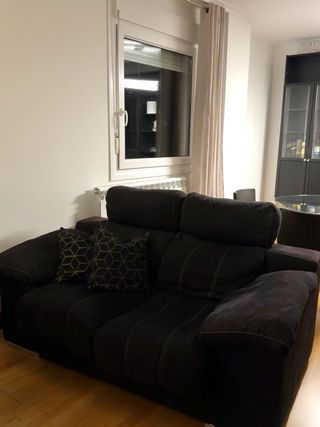 Conjunto Sofá - 2 Piezas. Color Negro