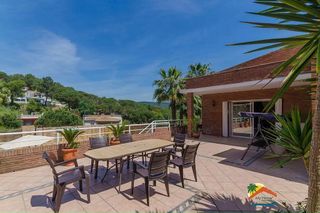 Chalet en venta en Puigventós en Lloret de Mar