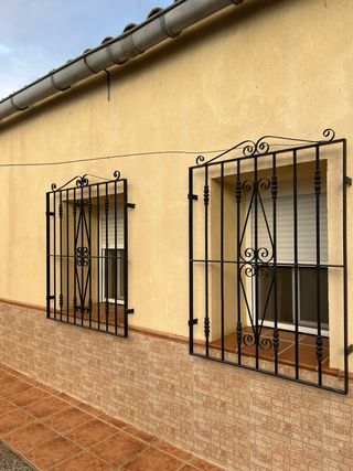 Rejas de hierro forjado para ventana
