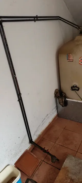 Depósito gasóleo de 700 litros con cubeta metálica