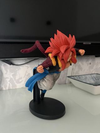 Gogeta Super Saiyan 4 Choujin Giga no box