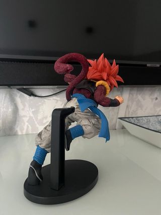 Gogeta Super Saiyan 4 Choujin Giga no box