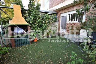 Casa adosada en venta en Zona Playa en Burriana