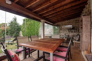 Chalet en venta en Bergondo