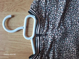 Vestido fino manga larga 8 años