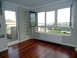 Piso en alquiler en Valdenoja - La Pereda en Santander