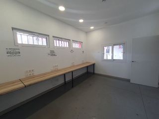 Nave industrial en alquiler en Grado