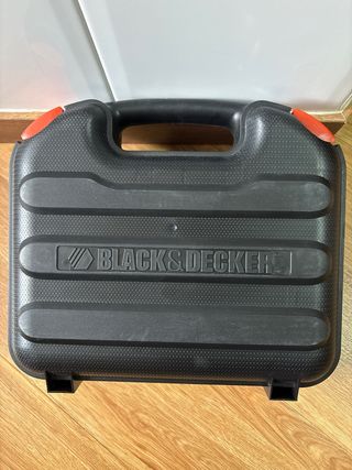 Sierra de calar Black & Decker 400W