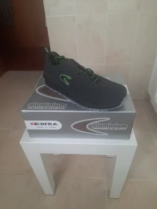 ZAPATO SEGURIDAD COFRA T.43 SIN ESTRENAR