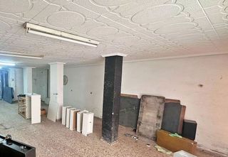 Local comercial en venta en La Constitución - Canaleta en Mislata