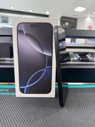 IPHONE 16 PRO MAX 256GB SEMI NUEVO