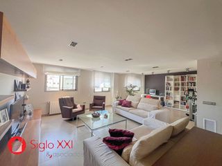 Piso en venta en Zona Piscinas en Burriana