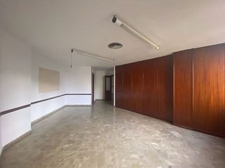 Oficina en venta en Barrio Alto - San Félix - Oliveros - Altamira en Almería