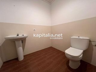 Local comercial en venta en Ontinyent