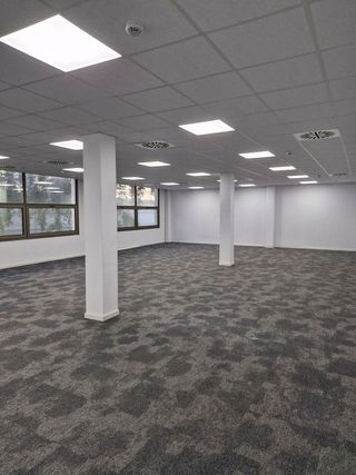 Oficina en alquiler en Onze de setembre - Sant Jordi en Prat de Llobregat, El