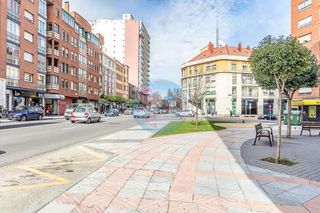 Local comercial en venta en La Vega - Oteruelo en León