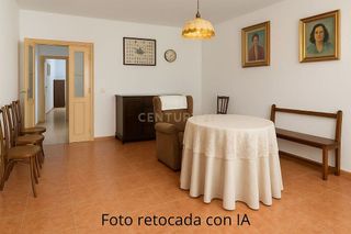 Casa adosada en venta en Coria