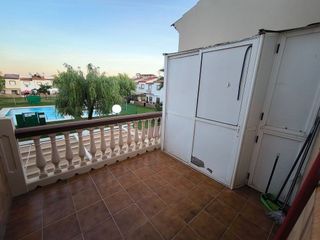 Casa adosada en venta en Aljaraque