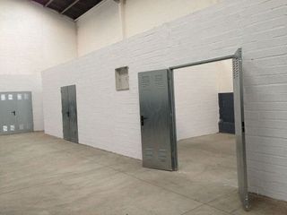 Nave industrial en alquiler en Bergondo