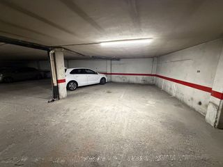 Garaje en alquiler en Centro en Valladolid