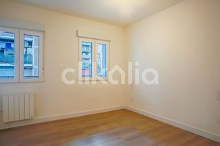 Piso en alquiler en Valdezarza en Madrid