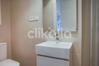 Piso en alquiler en Valdezarza en Madrid