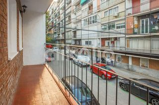 Piso en alquiler en Valdezarza en Madrid