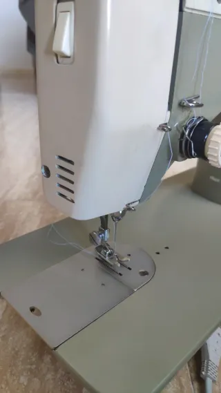 Máquina de coser Alfa 482 Zig-zag