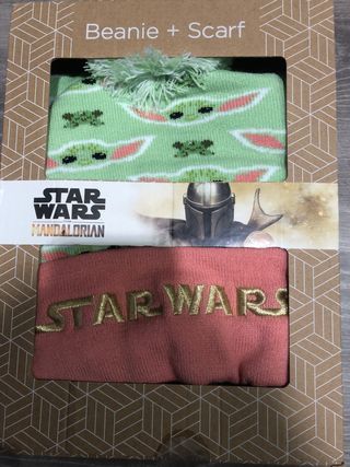 Set Gorro y Bufanda Star Wars Bebé Yoda