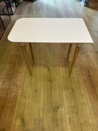 Mesa de escritorio blanca de madera 70x100