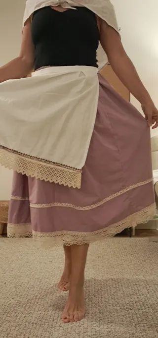 Falda 83cm, delantal y pañuelo, regional,casera