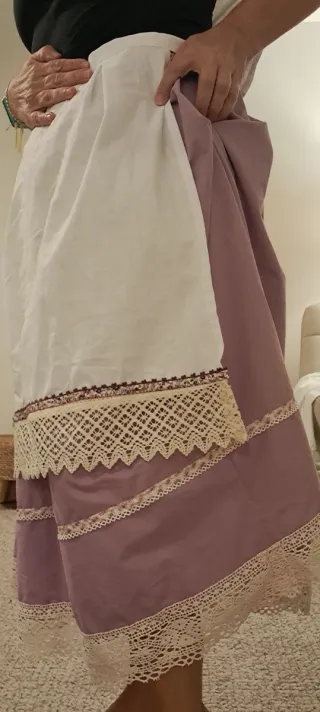 Falda 83cm, delantal y pañuelo, regional,casera