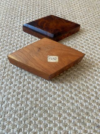 Caixa de madeira com tampa marmoreada