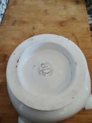 Mortero antiguo decorado