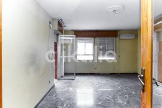 Piso en venta en Bailén