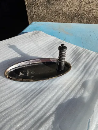 Emblema Insignia Ford Azul y Cromado