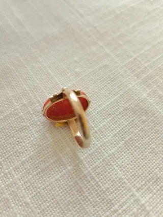 Anello Oro 18k con Cammeo Corallo