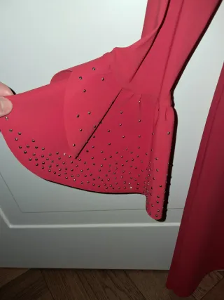 Abito donna rosso con maniche a campana