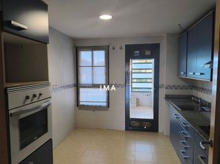 Piso en alquiler en Cabo de las Huertas en Alicante