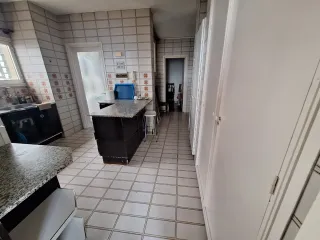 Cocina modular con encimera de granito