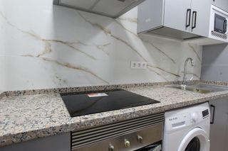 Piso en alquiler en El Plantinar - Felipe II - Tiro de Línea en Sevilla