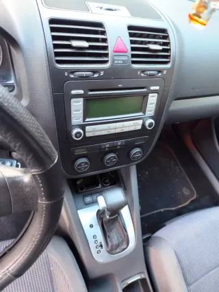 Volkswagen Jetta 1.9 TDI 105CV (2005-2010)