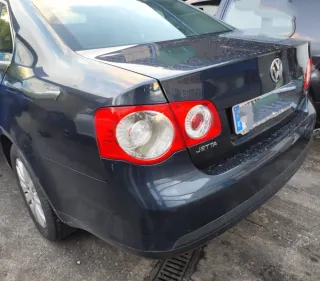 Volkswagen Jetta 1.9 TDI 105CV (2005-2010)