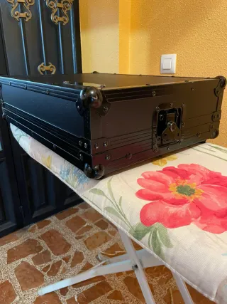 Maletín DJ tabla Negro