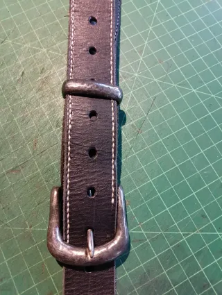 Correa de cuero para guitarra/bajo